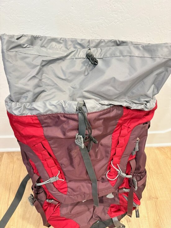 Deuter Aircontact 60+10 SL Women\'s Backpacking Pack - Like New main image 8